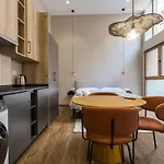 Premium By The Turia River 3
