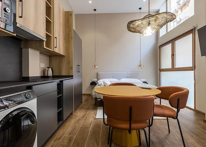 Premium By The Turia River 3